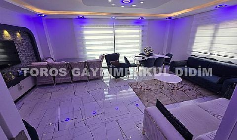 Didimde Denize 2 dk — Efeler Mahallesi’nde Site İçi 4+1 Bahçeli Villa 