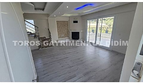 Didim'de Doğayla İç İçe, Ferah ve Geniş Tripleks Müstakil Villa Plaja 700 mt EMSALLERİNE GÖRE FİYAT UYGUN TAM MÜSTAKİL