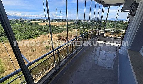 Didim'de Havuzlu Sitede Lüks ve Eşyalı 2+1 Satılık Daire
