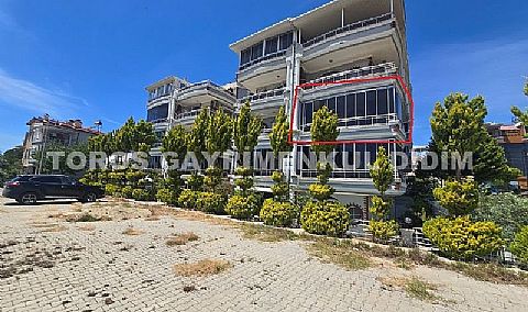 Didim'de Havuzlu Sitede Lüks ve Eşyalı 2+1 Satılık Daire