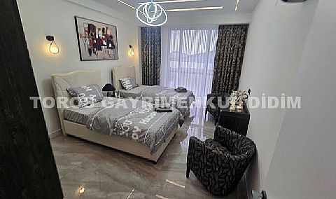 Didim,de Hayalinizdeki Müstakil Yaşam Başlıyor! 4+1 Ayrı Mutfaklı Sıfır Eşyalı Satılık Villa 