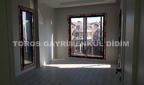 DİDİMDE  PLAJ 400 MT MESAFEDE TAM  MÜSTAKİL  VİLLA