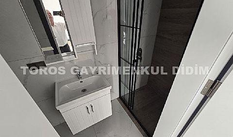 Didimde  plaja  1.km mesafede Satılık  Müstakil Villa 