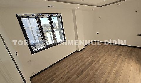 Didimde  plaja  1.km mesafede Satılık  Müstakil Villa 