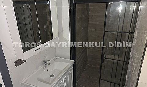 Didimde  plaja  1.km mesafede Satılık  Müstakil Villa 