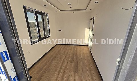 Didimde  plaja  1.km mesafede Satılık  Müstakil Villa 