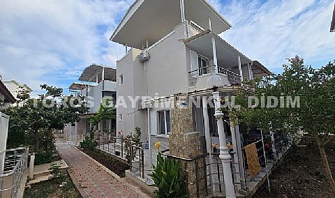 Didim'de Plaja Sadece 500 Metre! Geniş Verandalı, Masrafsız ve Oda Ekleme Avantajlı Satılık Villa