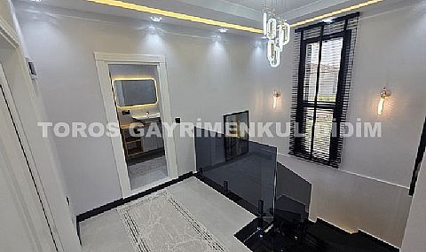 DİDİM’DE LÜKS VE KONFORUN YENİ ADRESİ: SIFIR ÖZEL TASARIM EŞYALI, HAVUZLU MÜSTAKİL SATILIK VİLLA