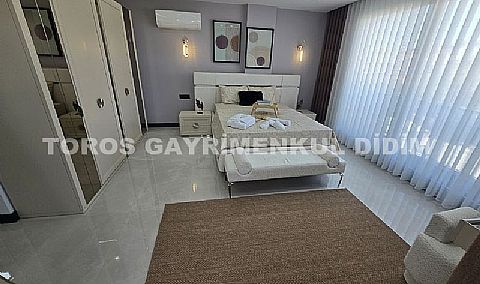 DİDİM’DE LÜKS VE KONFORUN YENİ ADRESİ: SIFIR ÖZEL TASARIM EŞYALI, HAVUZLU MÜSTAKİL SATILIK VİLLA