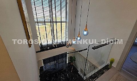 Didim’in En Prestijli Bölgesinde: Tam Müstakil, Özel Havuzlu ve Tasarım Mobilyalı Lüks Villa