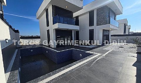 Fiyat emsallerine göre uygun satılık müstakil villa 