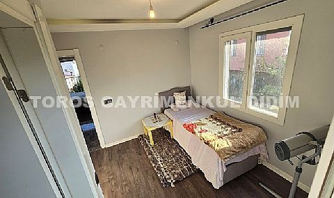 Kuşadası Davutlar Çarşı Merkezde Dubleks Villa