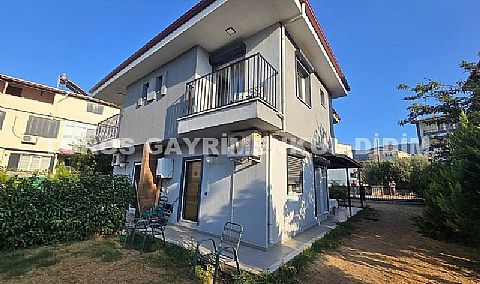 Kuşadası Davutlar Çarşı Merkezde Dubleks Villa