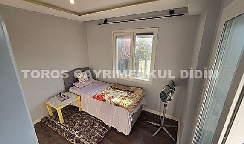 Kuşadası Davutlar Çarşı Merkezde Dubleks Villa