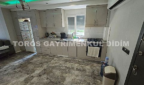 Kuşadası Davutlar Çarşı Merkezde Dubleks Villa