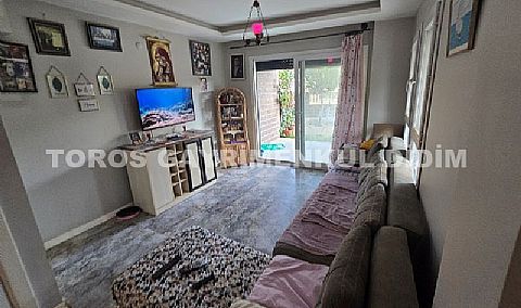 Kuşadası Davutlar Çarşı Merkezde Dubleks Villa