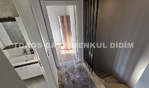 Kuşadası Davutlar Çarşı Merkezde Dubleks Villa